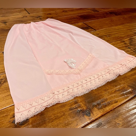 Viola Montreal vintage pink half slip skirt - Picture 4 of 10